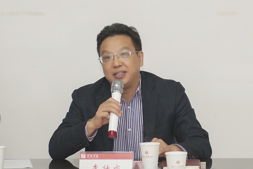 伟德国际唯一官网入口副董事长李壮成教授.jpg